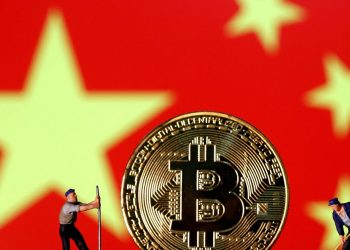 Cryptocurrency exchanges rush to cut ties with Chinese users after fresh crackdown
