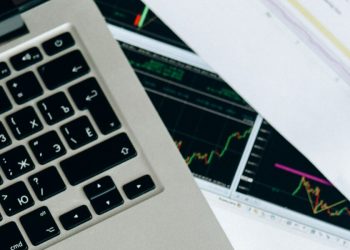 Cardano, AVAX, Dogecoin Price Analysis: 26 September