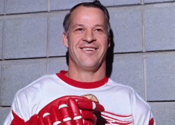 Rare Gordie Howe NFT auction celebrates his legacy