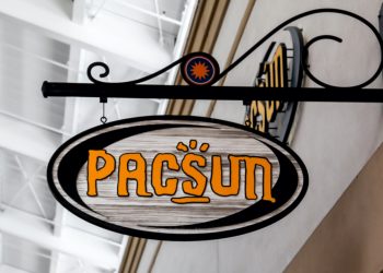 Youth Fashion Retail Chain Pacsun Now Accepts 11 Cryptocurrencies – Bitcoin News