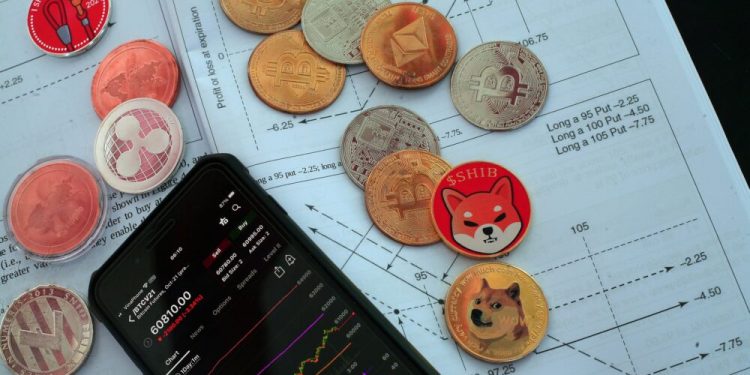XRP, Solana, Dogecoin Price Analysis: 14 November