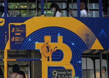 Beyond Bitcoin, diversification can help manage cryptocurrency investing risks