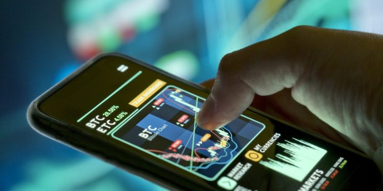 Hokk Finance CEO Lawrence Huston talks DeFi and Fintech