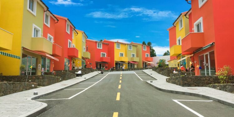 Analyst Remains Bearish On Real Estate iBuyers: ‘Fundamentals Are Going To Turn Worse Before They Get Better’ – Zillow Gr (NASDAQ:ZG)