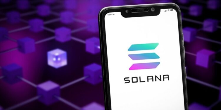 Solana Price Plunges as Blockchain Suffers Outage Again